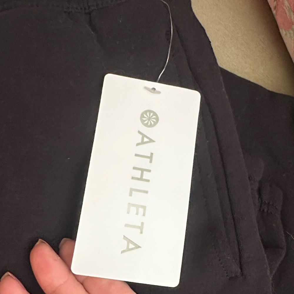 Athleta Easy Fleece Black Joggers
FINAL PRICE